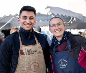 Le marché de la place Leclerc où deux courageux commerçants d'Angers ont réalisé ce sauvetage (Crédit photo : Régine Lemarchand).